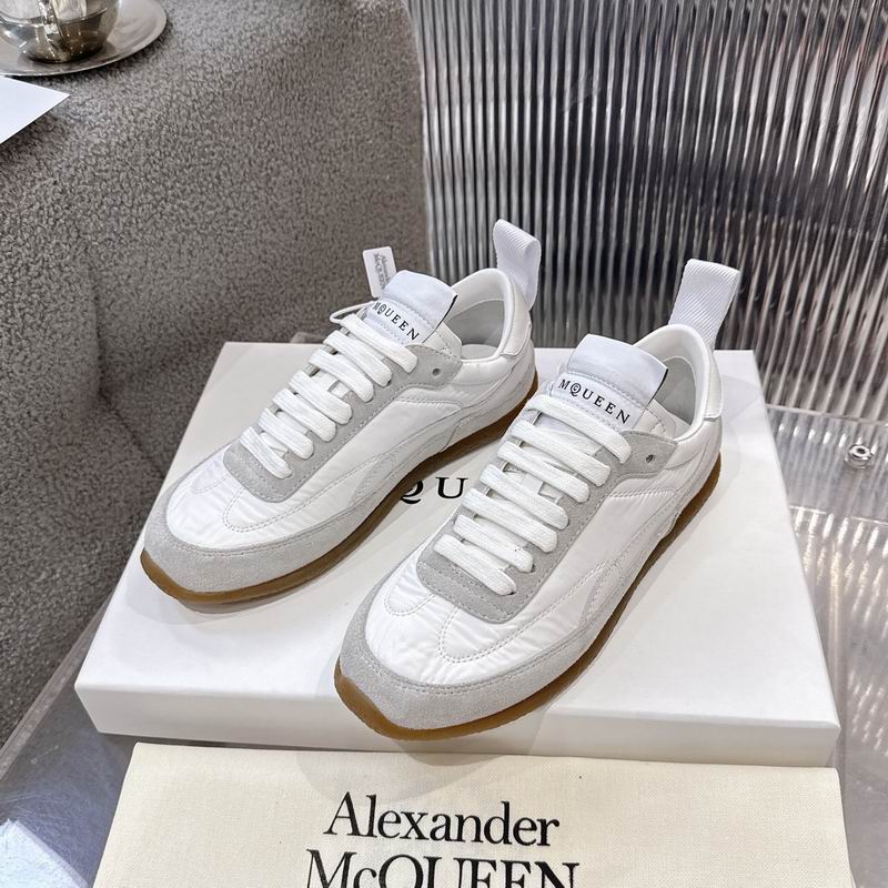 Alexander McQueen sz35-45 mnq0210